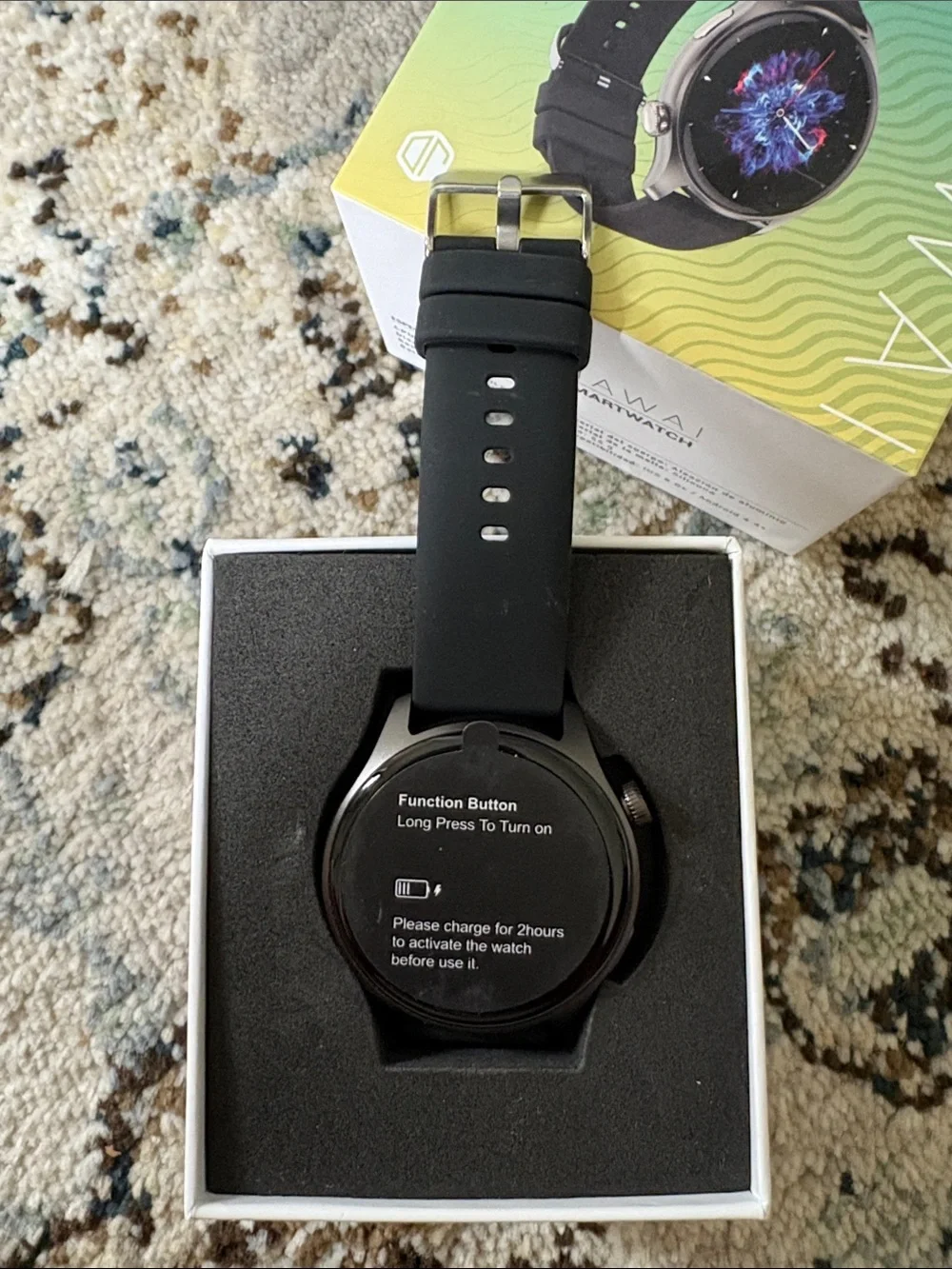 Round Smartwatch in Black - Fitness & Notification Tracker